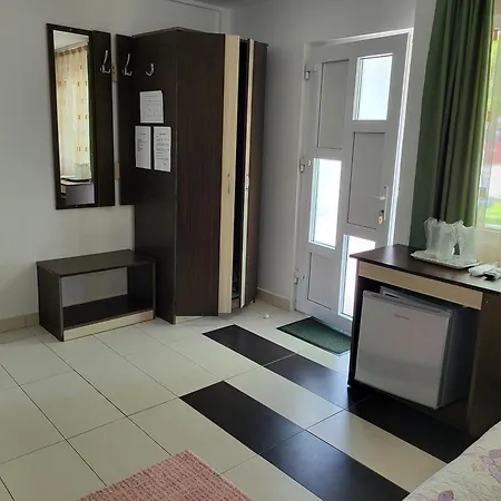 Проживание в семье Vilele Bianca