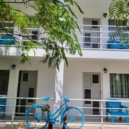 Vilele Bianca * Доуэ-Май