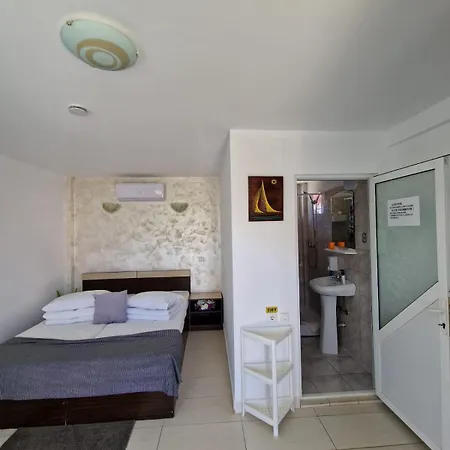 Vilele Bianca Проживание в семье