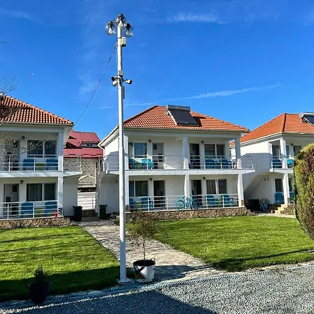 Gazde/Camere de închiriat Vilele Bianca