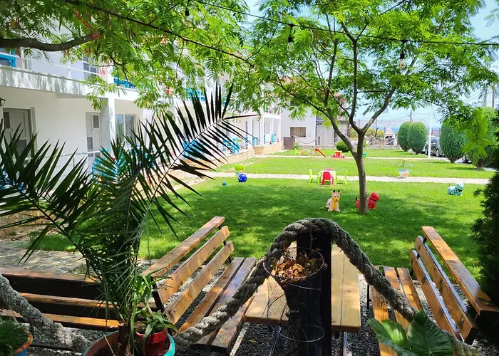 Vilele Bianca Ubytování v soukromí Două Mai