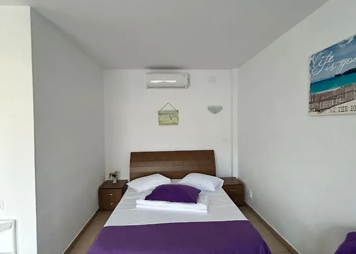 Ubytování v soukromí Vilele Bianca Două Mai